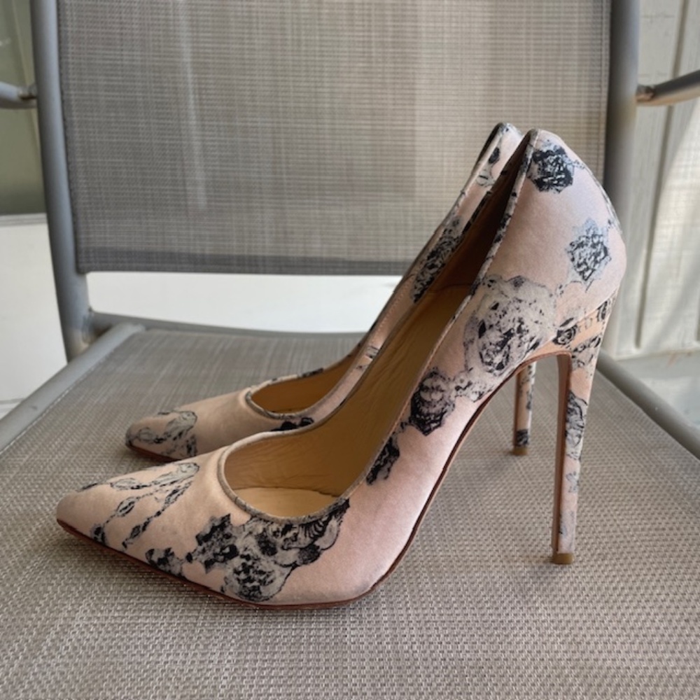 Bionda Castana Satin Pointed Toe Stiletto Pumps ITALY